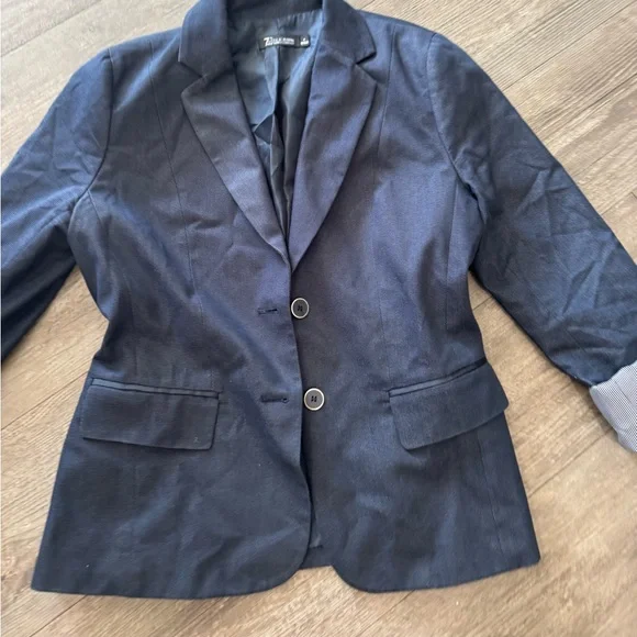 7TH Avenue design studio New York & company blazer 🌷 - Picture 5 of 8